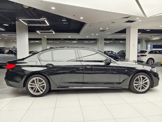 BMW 5 Series foto 8