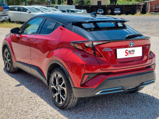 Toyota C-HR foto 4