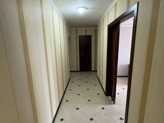 Apartament cu 3 camere, 80 m², BAM, Bălți foto 4