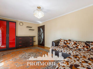 Apartament cu 3 camere, 80 m², Ciocana, Chișinău foto 2