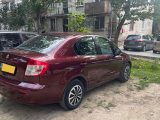 Suzuki SX4 foto 7