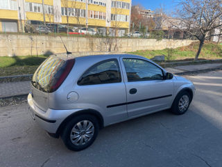 Opel Corsa foto 5