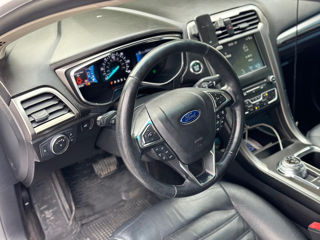 Ford Fusion foto 9