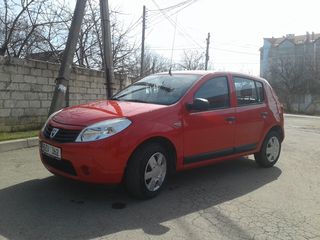 Dacia Sandero foto 3