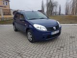 Dacia Sandero foto 1