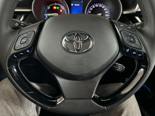 Toyota C-HR foto 19