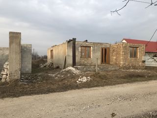 Urgent/ Срочно! Casa nefinisata/ in reconstructie s.Pirita (4 km de la Vadul lui Voda) foto 1