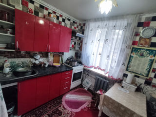 Apartament cu 2 camere, 45 m², 8 cartier, Bălți foto 2