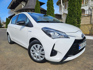 Toyota Yaris foto 1