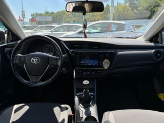 Toyota Auris foto 9