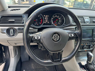 Volkswagen Passat foto 9