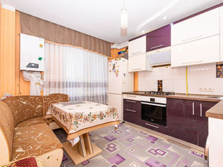Apartament cu 2 camere, 55 m², Botanica, Chișinău foto 2
