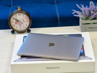 MacBook Pro 13 Retina 2019 (Core i5 8279u/8Gb Ram/256Gb SSD/Iris Graphics/269 Cycles/13.3" Retina) foto 10