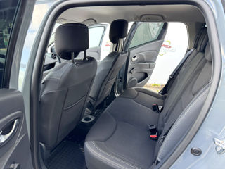 Renault Clio foto 18