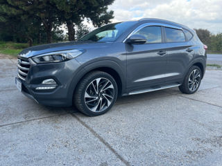 Hyundai Tucson foto 2