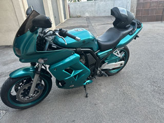 Yamaha Fazer 600 foto 3