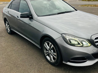 Mercedes E-Class foto 5