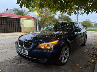 BMW 5 Series foto 2