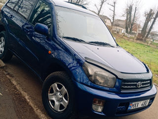 Toyota Rav 4 foto 4