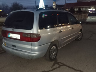 Ford Galaxy foto 7