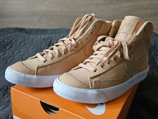 Продам кроссовки Nike Blazer 37р