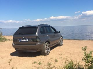 BMW X5 foto 2