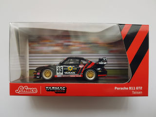 Tarmac Works & Schuco Porsche 911 (993) GT2 JGTC Taisan Starcard