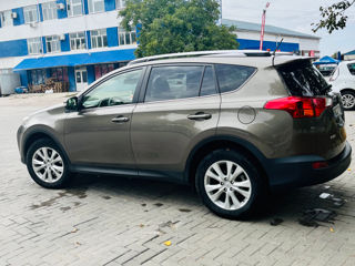 Toyota Rav 4 foto 2