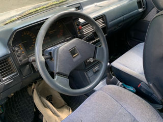 Mazda 323 foto 8