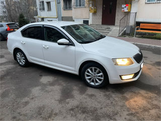 Skoda Octavia foto 2