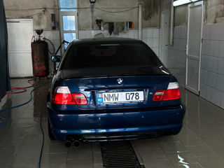 BMW 3 Series foto 4