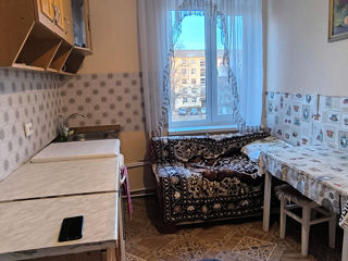 Apartament cu 3 camere, 70 m², Tineret, Ungheni foto 3