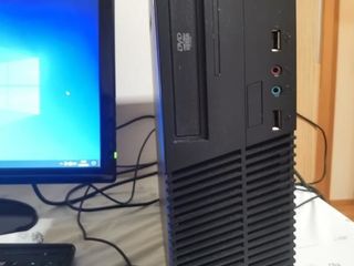 Lenovo ThinkCentre Desktop Computer foto 2