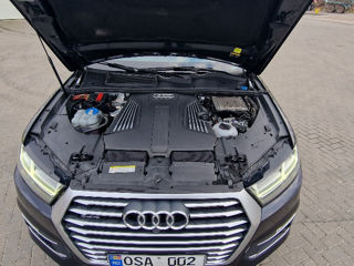 Audi Q7 e-tron foto 4