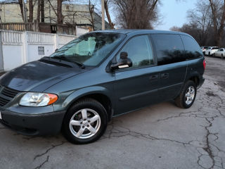 Dodge Caravan