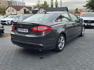 Ford Fusion foto 4