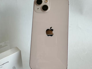 iPhone 13 pink 128 gb foto 2