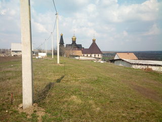 Teren de construcție Sîngera-Dobrogea lîngă mănăstire cu fața spre iaz foto 7
