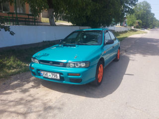 Subaru Impreza foto 8