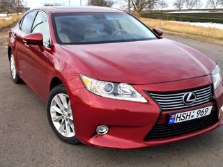 Lexus ES Series