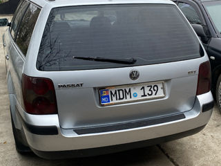 Volkswagen Passat foto 4