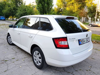 Skoda Fabia foto 2