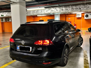 Volkswagen Golf foto 6