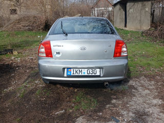 KIA Shuma