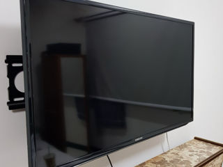 Smart tv Samsung 40 inch = 102 cm Wi-Fi / YouTube . 2950 de lei