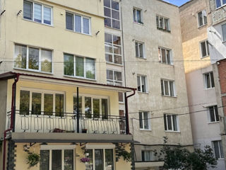 Apartament cu 2 camere, 57 m², Centru, Ialoveni
