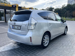 Toyota Prius + foto 3