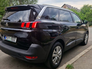 Peugeot 5008 foto 3