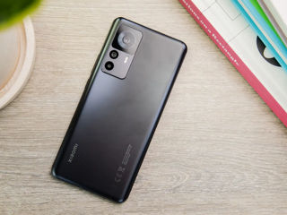 Xiaomi 12T de la 301 lei lunar! În credit 0%!