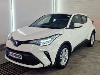 Toyota C-HR foto 1